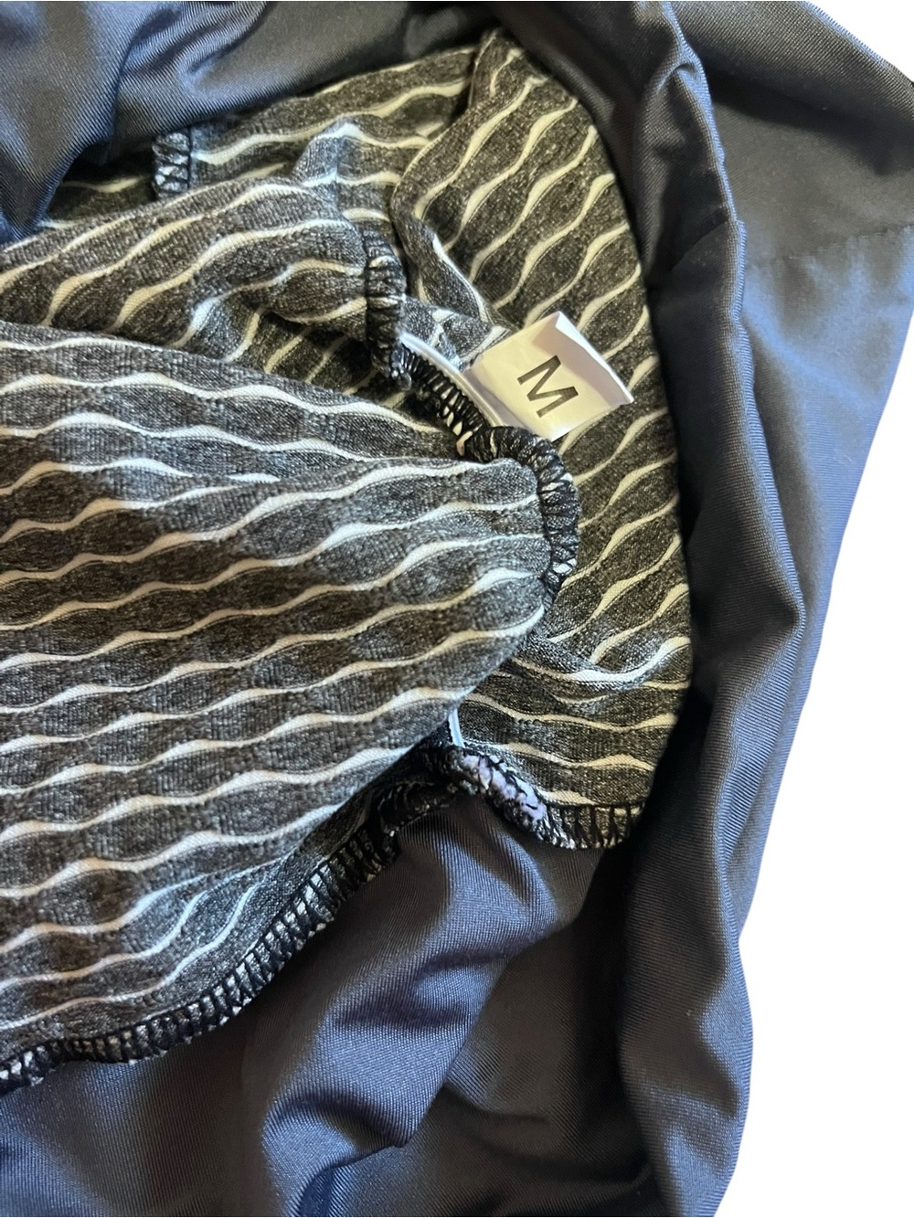 Butt Lift Honeycomb Scrunch Leggings Size Medium - Picture 4 of 4